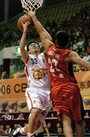 富豪的目光 富豪的目光