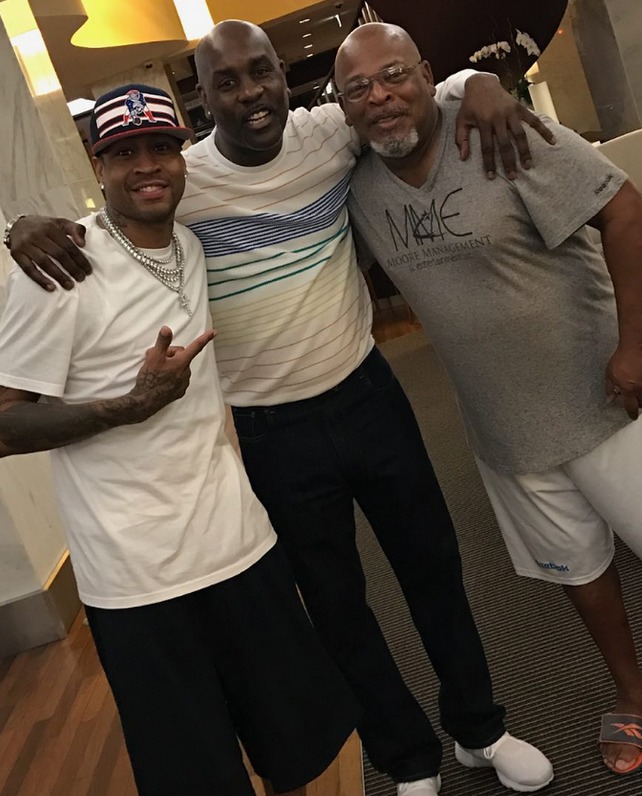 本羽毛球体 本羽毛球体