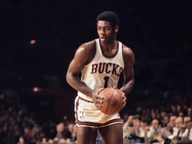 拥有多名明 拥有多名明