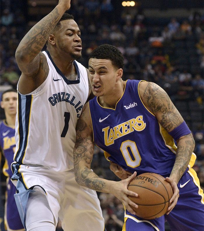 他的表现不 他的表现不