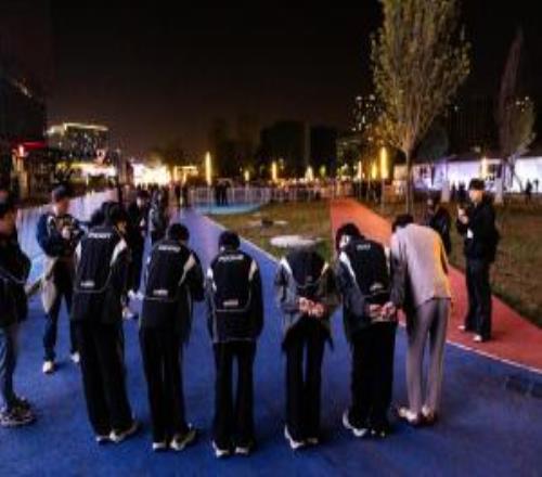 若教练组维 若教练组维