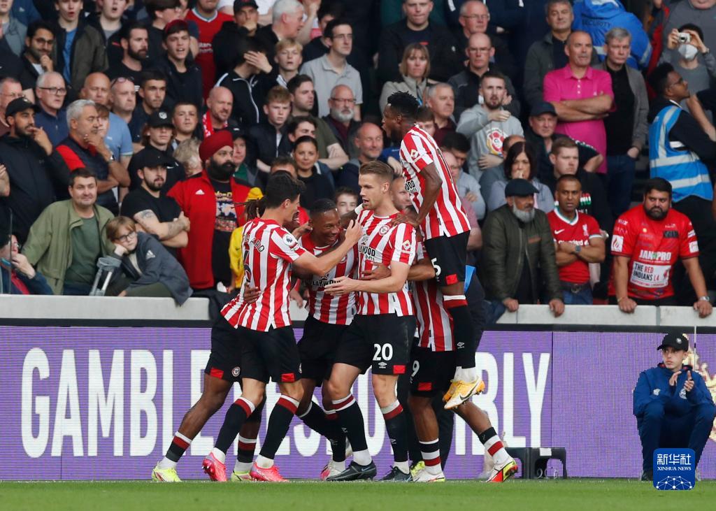 席更像是控 席更像是控